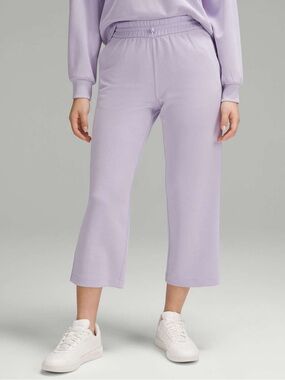 Lululemon Lilac Crop Pants